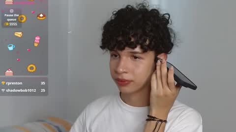 Cuddly online show from 12/19/24, 08:13