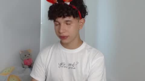 Cuddly online show from 01/05/25, 04:59