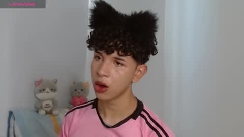 Cuddly online show from 01/08/25, 05:37