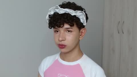 Cuddly online show from 02/15/25, 04:12