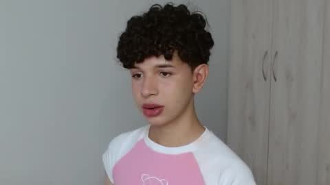 Cuddly online show from 02/16/25, 05:26