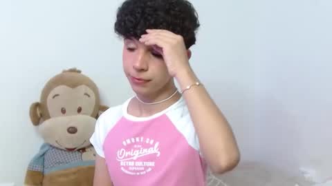 Cuddly online show from 09/11/25, 05:51