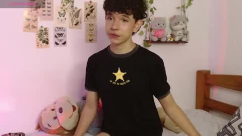 Cuddly online show from 04/24/26, 05:15