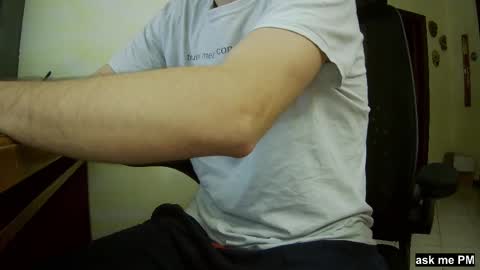 Snapshot of culonudo23 chatting on 12/27/24, 10:26 Leo online show from 12/27/24, 10:26