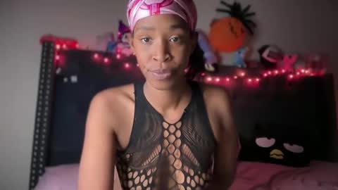 cum2charmxx online show from 10/31/25, 01:28