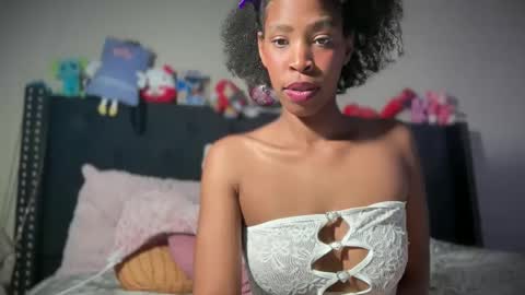 cum2charmxx online show from 02/02/26, 01:54