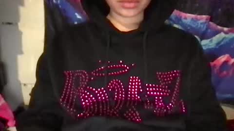 Angela online show from 12/19/24, 11:03