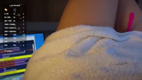 im KIM new girl to spoil online show from 02/28/26, 10:33