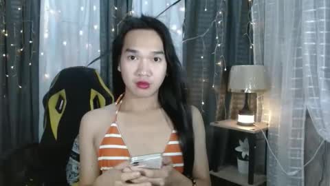 Ashly online show from 10/31/25, 10:33