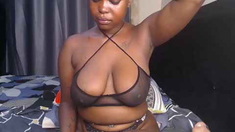 Snapshot of cum_central chatting on 02/06/25, 08:13 cum_central online show from 02/06/25, 08:13