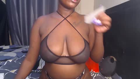 Snapshot of cum_central chatting on 02/10/25, 06:24 cum_central online show from 02/10/25, 06:24