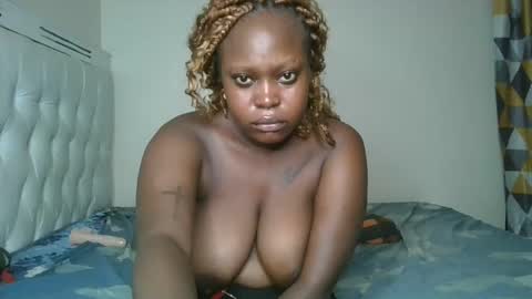 Snapshot of cum_central chatting on 03/09/25, 05:39 cum_central online show from 03/09/25, 05:39