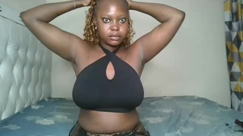 Snapshot of cum_central chatting on 03/09/25, 11:03 cum_central online show from 03/09/25, 11:03