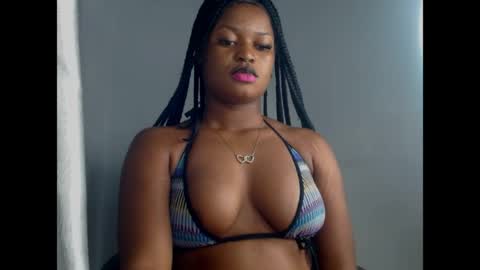 Snapshot of cum_ebony_petitxx chatting on 07/19/26, 05:33 cath online show from 07/19/26, 05:33