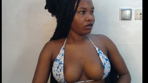 Snapshot of cum_ebony_xxxpetit chatting on 06/01/26, 01:07 Teeha online show from 06/01/26, 01:07