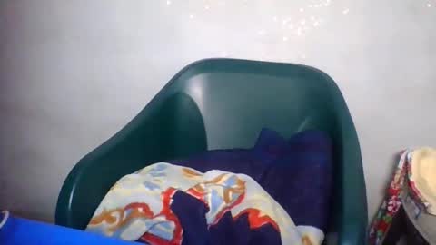 Snapshot of cum_girl_ chatting on 04/15/26, 09:16 cum_girl_ online show from 04/15/26, 09:16