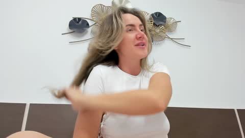 mira 22 mirabelle online show from 02/05/26, 08:46