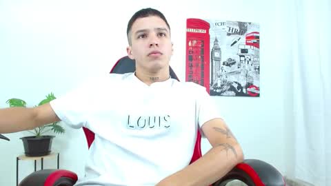 cumandres online show from 10/21/25, 01:56