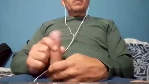 Snapshot of cumbian_chero chatting on 05/12/26, 03:47 cumbian_chero online show from 05/12/26, 03:47