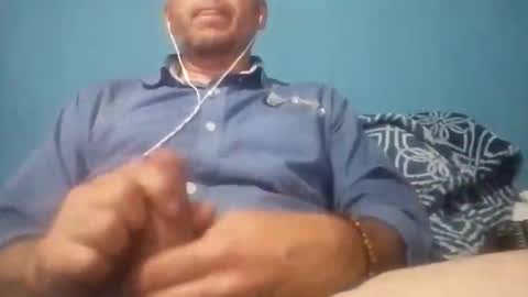 Snapshot of cumbian_chero chatting on 05/15/26, 05:03 cumbian_chero online show from 05/15/26, 05:03