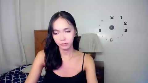 Snapshot of cumcute_ellez chatting on 04/12/26, 12:21 Elle online show from 04/12/26, 12:21