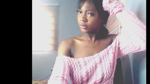 cumebony_petit online show from 02/05/26, 07:02