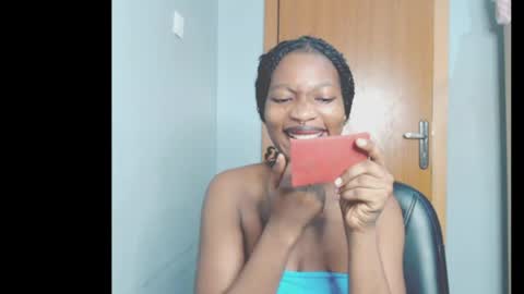 cumebony_petit online show from 05/18/26, 06:08