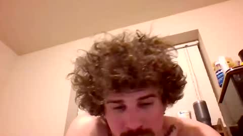Snapshot of cumford94 chatting on 01/16/26, 04:27 cumford94 online show from 01/16/26, 04:27