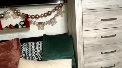 cumguzzlingskank online show from 01/13/26, 08:41