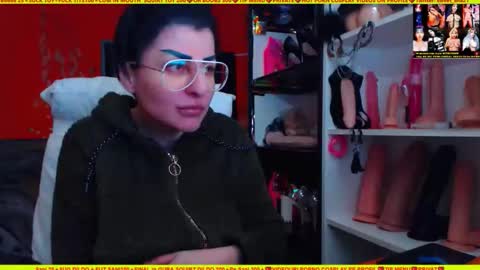 cuminmenowbby online show from 12/21/25, 02:46