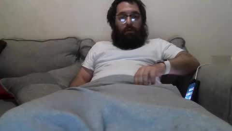 Snapshot of cummachine2022 chatting on 12/25/24, 11:43 cummachine2022 online show from 12/25/24, 11:43