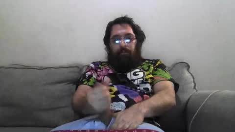 Snapshot of cummachine2022 chatting on 01/19/25, 02:17 cummachine2022 online show from 01/19/25, 02:17