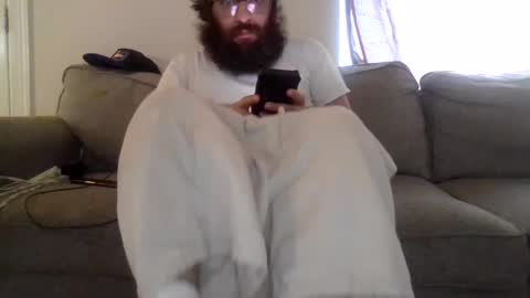 Snapshot of cummachine2022 chatting on 09/08/25, 08:08 cummachine2022 online show from 09/08/25, 08:08