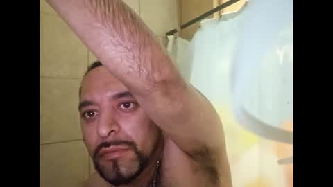 Snapshot of cummachine2022 chatting on 10/26/25, 10:04 cummachine2022 online show from 10/26/25, 10:04