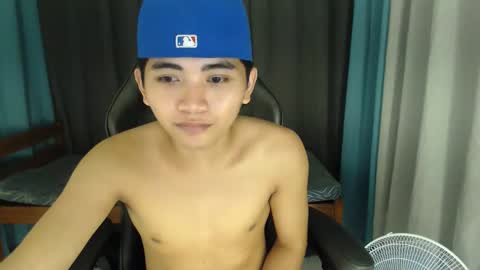 Snapshot of cummingyu chatting on 11/29/25, 06:00 cummingyu online show from 11/29/25, 06:00