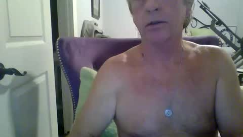 cumngetit910 online show from 12/04/25, 11:57