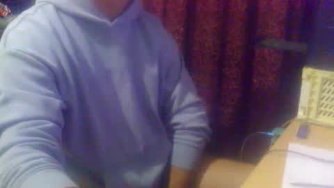 Snapshot of cumnridewa chatting on 05/13/26, 01:25 cumtowa online show from 05/13/26, 01:25