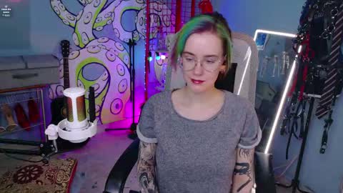 CUMpotikEve online show from 04/30/26, 02:40