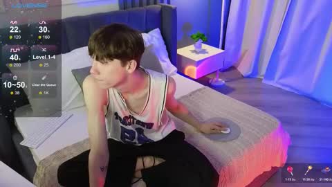 cumte_boy online show from 11/24/25, 03:39