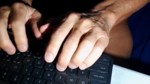 chattrbatr online show from 02/09/25, 01:44