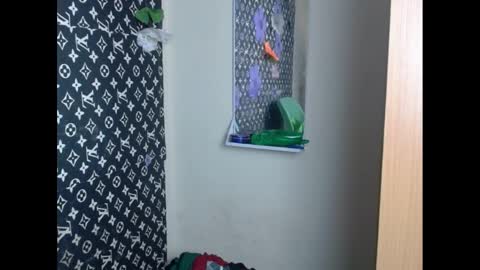 Snapshot of cupidxdoll chatting on 02/19/25, 12:35 cupidxdoll online show from 02/19/25, 12:35