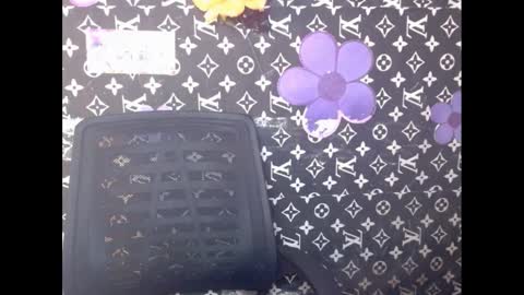 Snapshot of cupidxdoll chatting on 03/08/25, 12:44 cupidxdoll online show from 03/08/25, 12:44