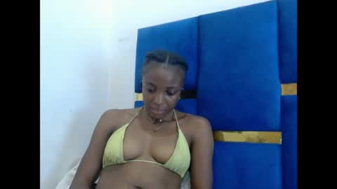 Snapshot of cupidxdoll chatting on 04/21/26, 06:12 cupidxdoll online show from 04/21/26, 06:12