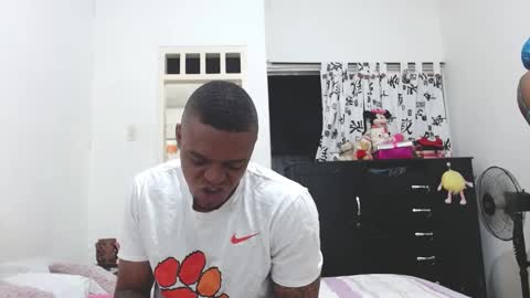 Snapshot of cuplex_hotlatina94 chatting on 01/21/25, 10:08 dominic and julieta... independent models online show from 01/21/25, 10:08