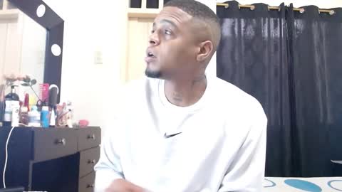 Snapshot of cuplex_hotlatina94 chatting on 10/07/25, 11:40 dominic and julieta... independent models online show from 10/07/25, 11:40