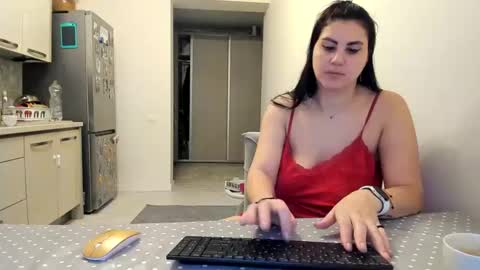 maria  alex online show from 02/14/25, 05:19