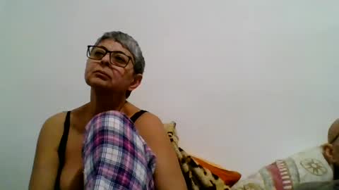 couple online show from 12/21/24, 06:34