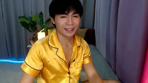 Xyrien online show from 04/19/26, 03:00