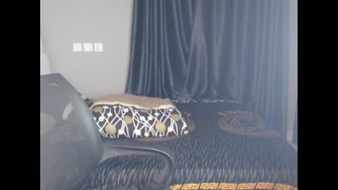 chloe online show from 12/18/24, 09:29