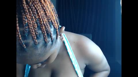 chloe online show from 12/22/24, 09:11